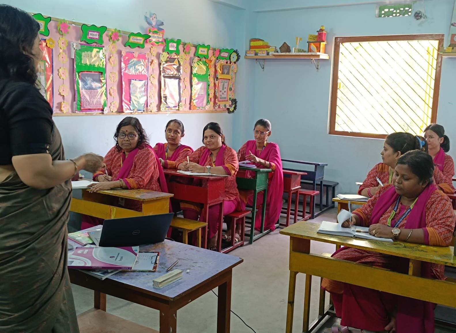 माउंट लिट्रा ज़ी स्कूल में शिक्षकों का प्रशिक्षण सत्र सम्पन्न