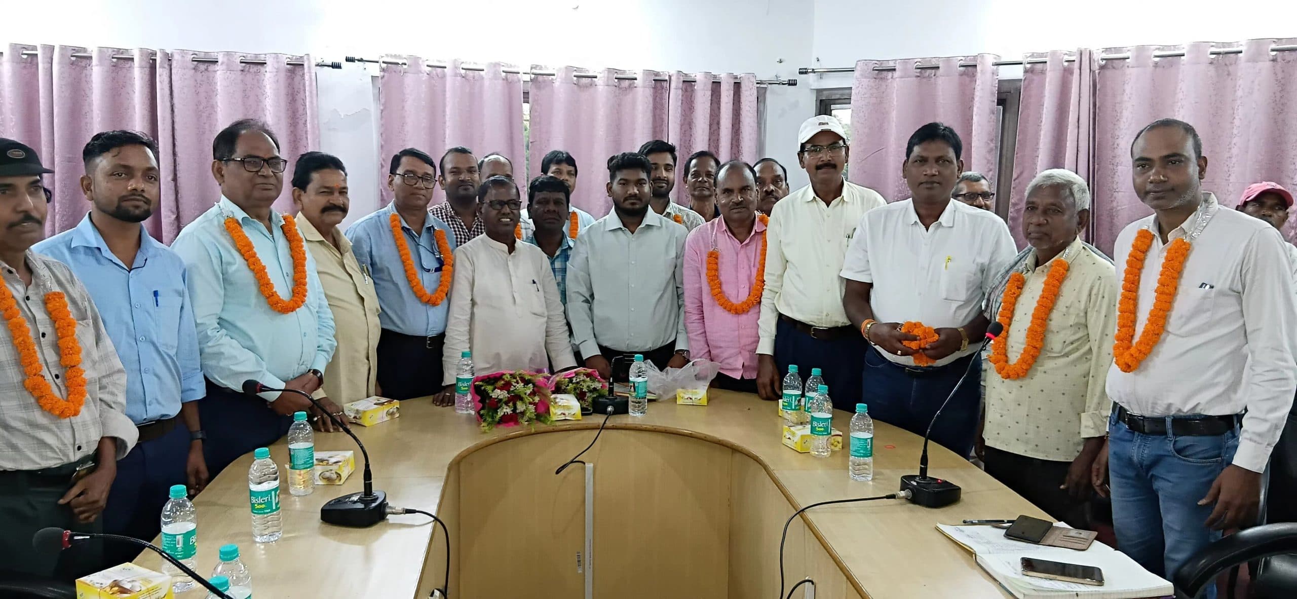 Bokaro News : यूनियनों में भेदभाव पर आंदोलन की चेतावनी