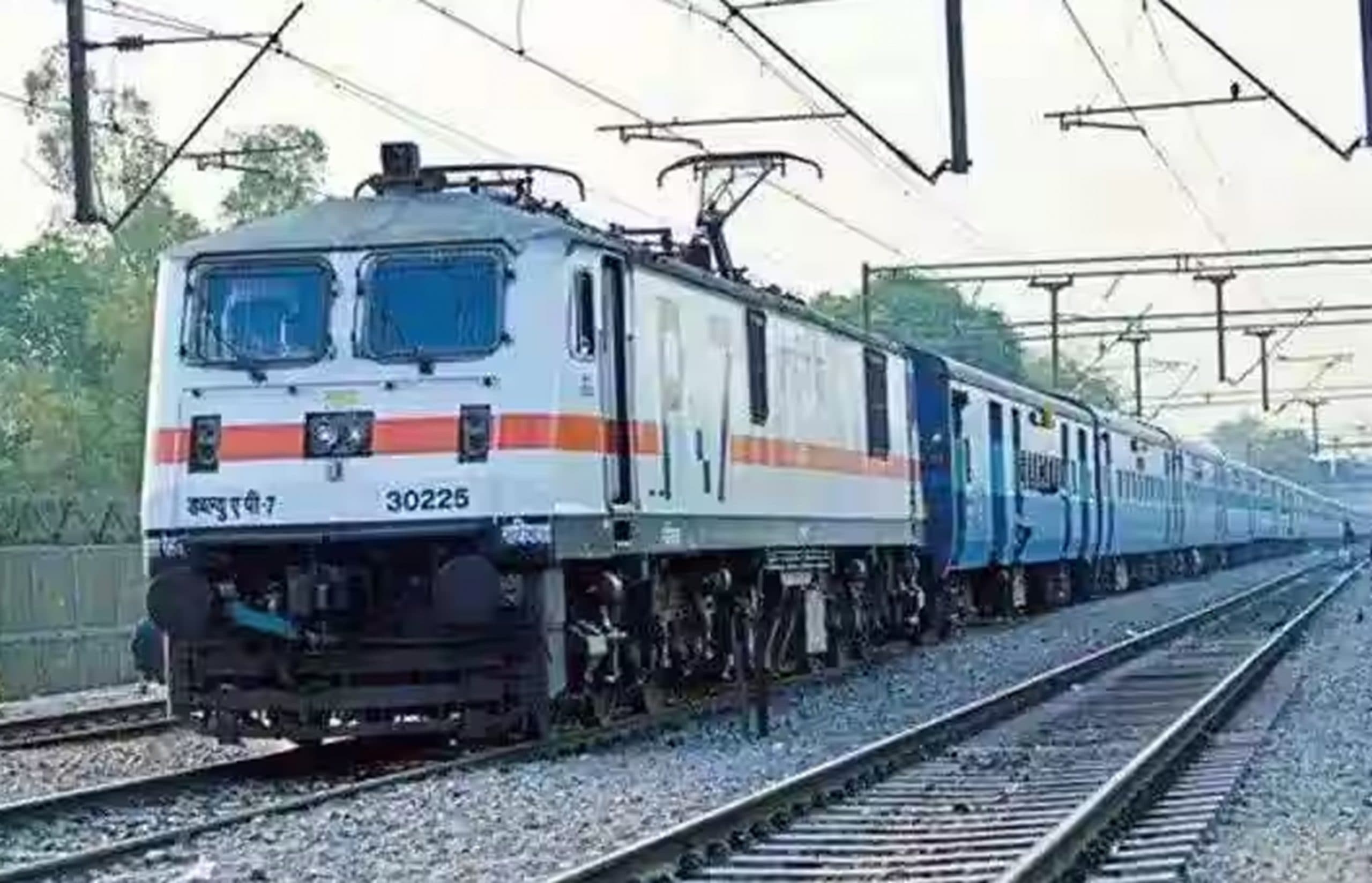 Jamshedpur News : आद्रा डिवीजन में होगा काम, कई ट्रेनें रद्द, कई डायवर्ट, कई शॉर्ट टर्मिनेट, कई री-शेड्यूल