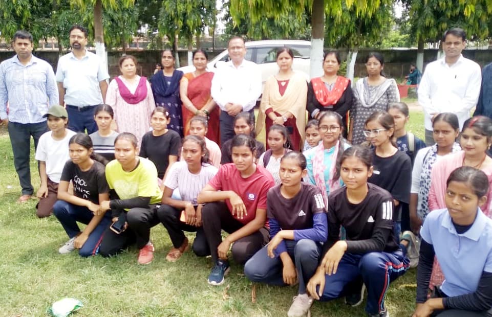 पूर्णिया महिला महाविद्यालय में दौड़ में डिंपल, गोला व चक्का फेंक में साक्षी प्रथम, कबड्डी में टाइ