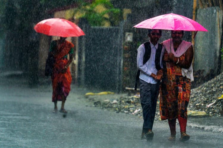बंगाल की खाड़ी में लो प्रेशर एरिया का झारखंड पर असर, 13 अगस्त को आंधी-वर्षा का अलर्ट