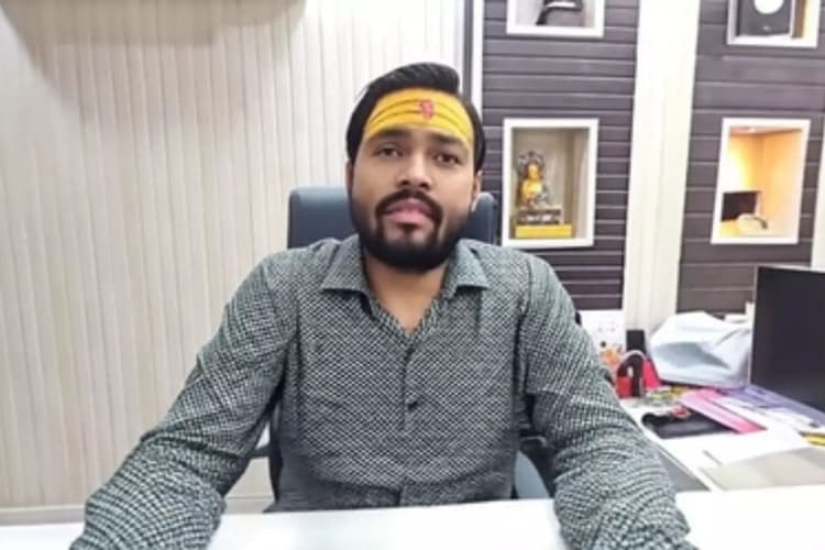 khan sir: सिर्फ पढ़ाएंगे नहीं, अब ज़िंदगी भी बचाएंगे,खान सर की 'सेवा क्रांति' की शुरुआत