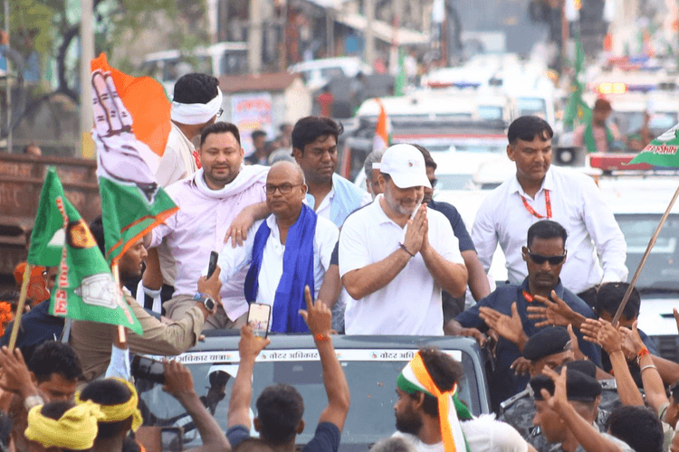 Voter Adhikar Yatra के 7वें दिन कटिहार से निकलेगा काफिला, शाम होते पप्पू यादव के गढ़ पूर्णिया पहुंचेंगे राहुल-तेजस्वी