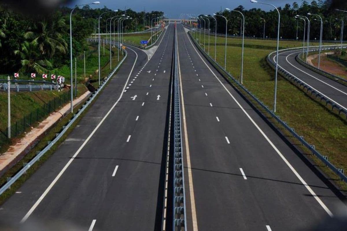 Bihar Four Lane Road built here at cost of crores Bihar Four Lane Road built here at cost of crores