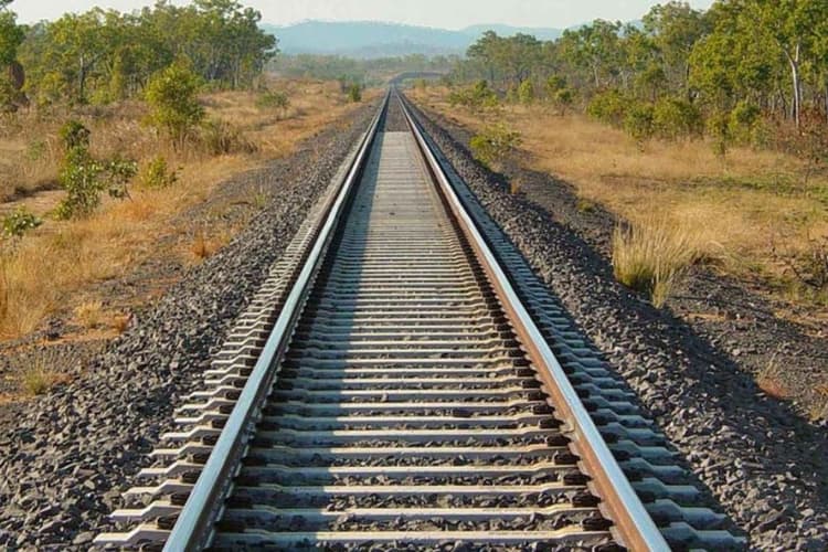 बिहार के इस रेल लाइन पर 22 साल बाद दौड़ेगी ट्रेन, पटना का सफर होगा आसान