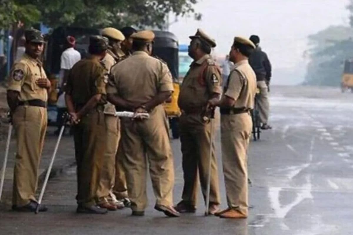 Bihar News STF team attacked in Vaishali went to catch criminal Bihar News STF team attacked in Vaishali went to catch criminal