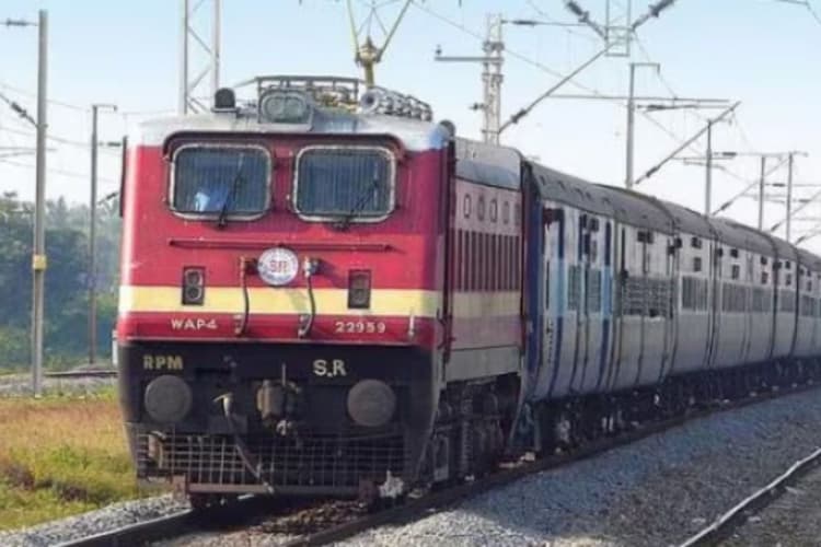 Bihar Train: पुनपुन घाट हॉल्ट पर होगा इन 10 जोड़ी ट्रेनों का स्टॉपेज, देखिए लिस्ट में कौन-कौन है शामिल…