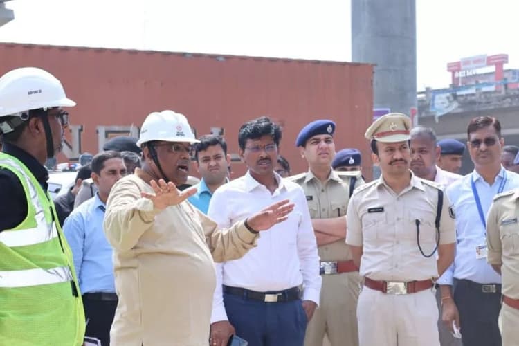 पटना मेट्रो की तैयारियों का जायजा लेने पहुंचे डीएम, अधिकारियों को दिए ये निर्देश