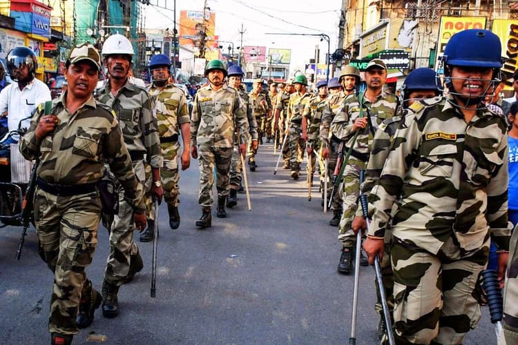 दुर्गा पूजा के लिए पूरे झारखंड में सुरक्षा बढ़ायी, रांची में 5000 से अधिक जवान तैनात