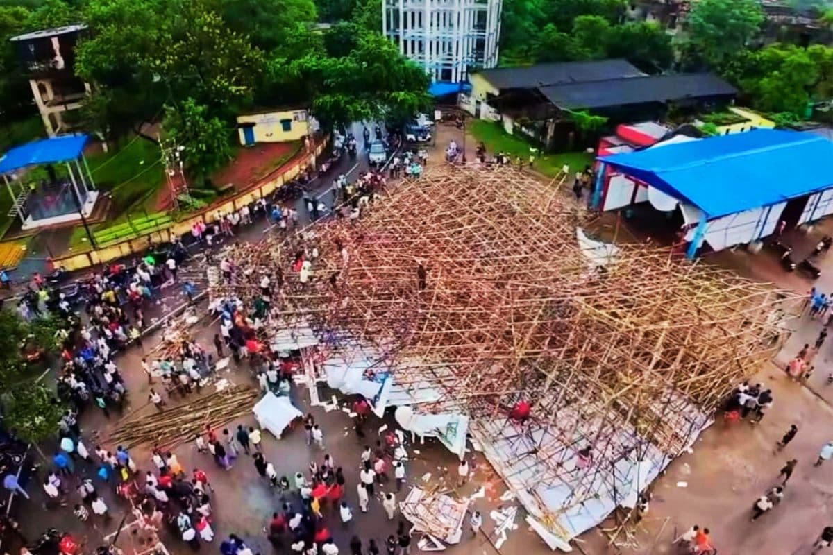 दुर्गोत्सव के उमंग पर मौसम की मार, तेज हवा से 15 लाख का पंडाल धराशायी