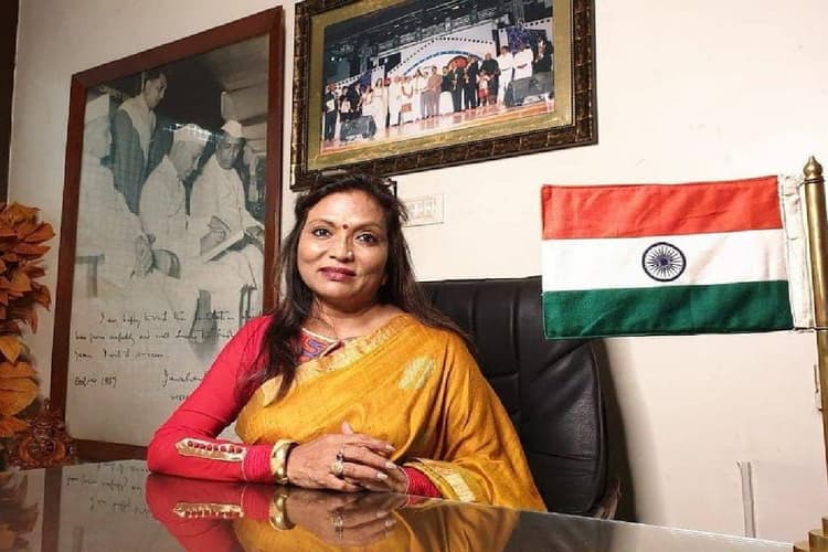 Success Story: 12 साल की उम्र में की शादी, आज 112 मिलियन डॉलर की मालकिन हैं भारत की पहली महिला उद्यमी