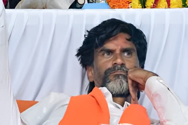 Manoj Jarange: कौन हैं मनोज जरांगे? जिसने कर दिया महाराष्ट्र में आरक्षण पर संग्राम
