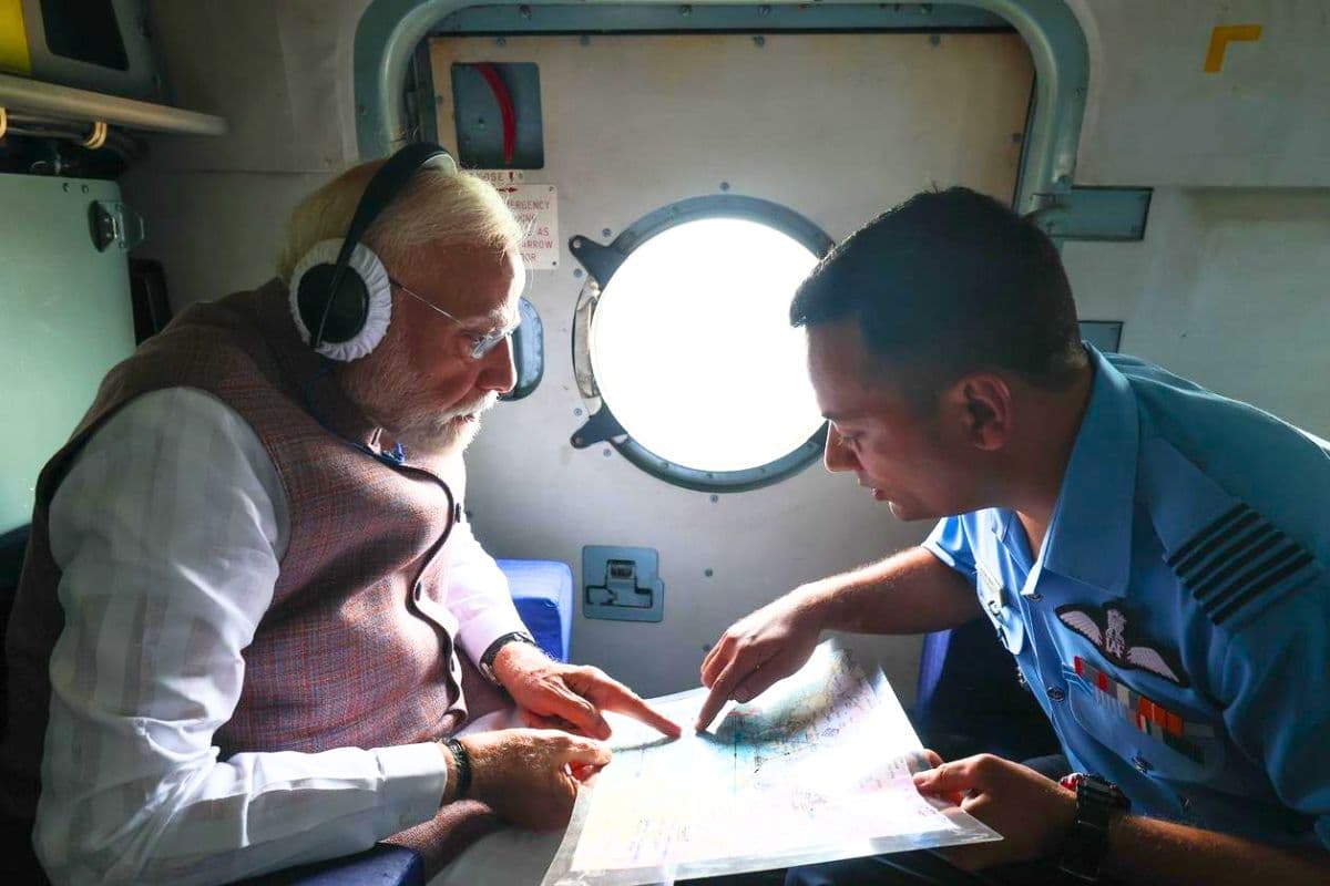 Himachal And Punjab Floods: पीएम मोदी ने बाढ़ प्रभावित हिमाचल और पंजाब के लिए खोला खजाना, राहत पैकेट का किया ऐलान