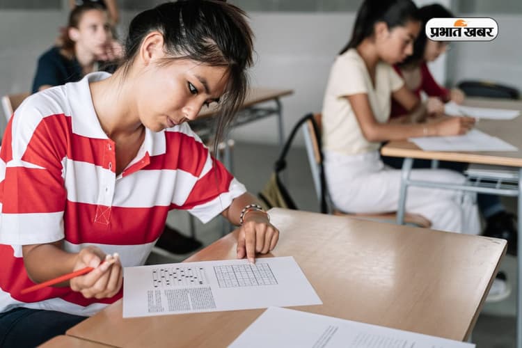 SBI Clerk Exam: परीक्षा के लिए हो जाएं पूरी तरह से तैयार, एडमिट कार्ड पर चेक कर लें ये डिटेल्स