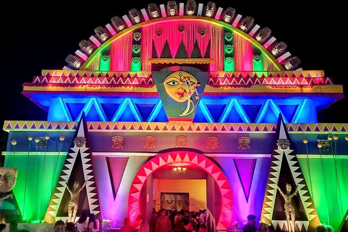Navratri 2025: दुर्गा पूजा पंडालों में इन चीजों पर बैन, बिहार के इस जिले में सुरक्षा गाइडलाइन जारी