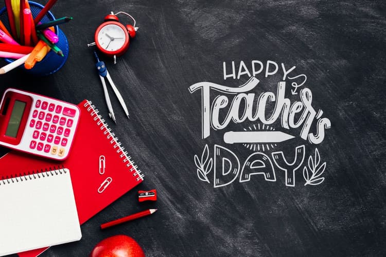 गुरुओं को भेजें ये दिल छू लेने वाले शुभकामना संदेश, शिक्षक दिवस पर कर देंगे भावुक