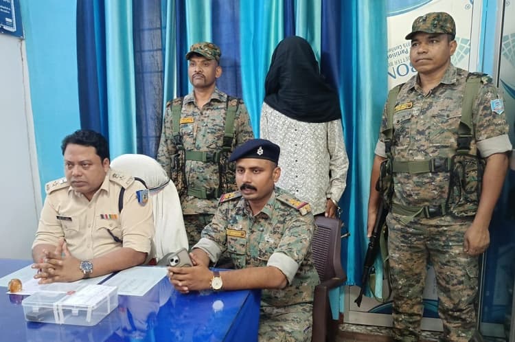 न्यूमंगरदाहा से पिस्टल व जिंदा गोली के साथ युवक गिरफ्तार