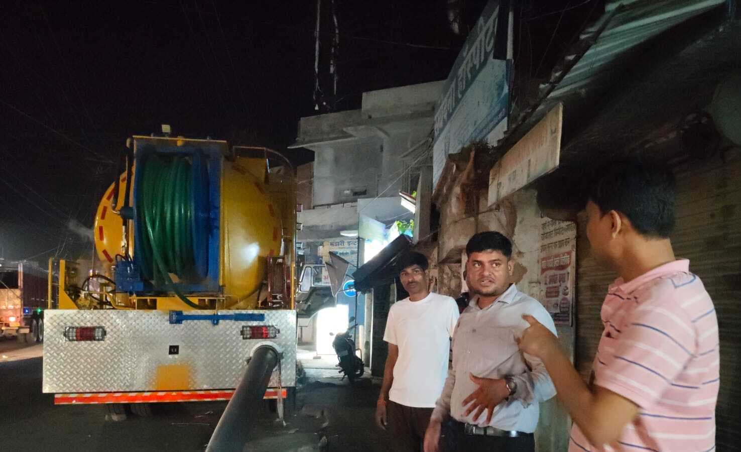 Samastipur News:सुपर सक्शन मशीन का ट्रायल, कर्मी हो रहे दक्ष