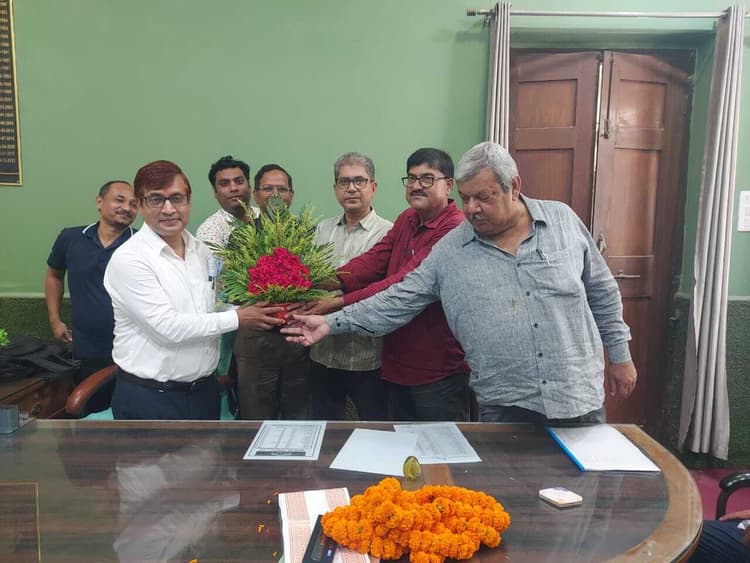 शिक्षकों के सहयोग से डीएस कॉलेज का गौरवशाली इतिहास होगा कायम : प्राचार्य