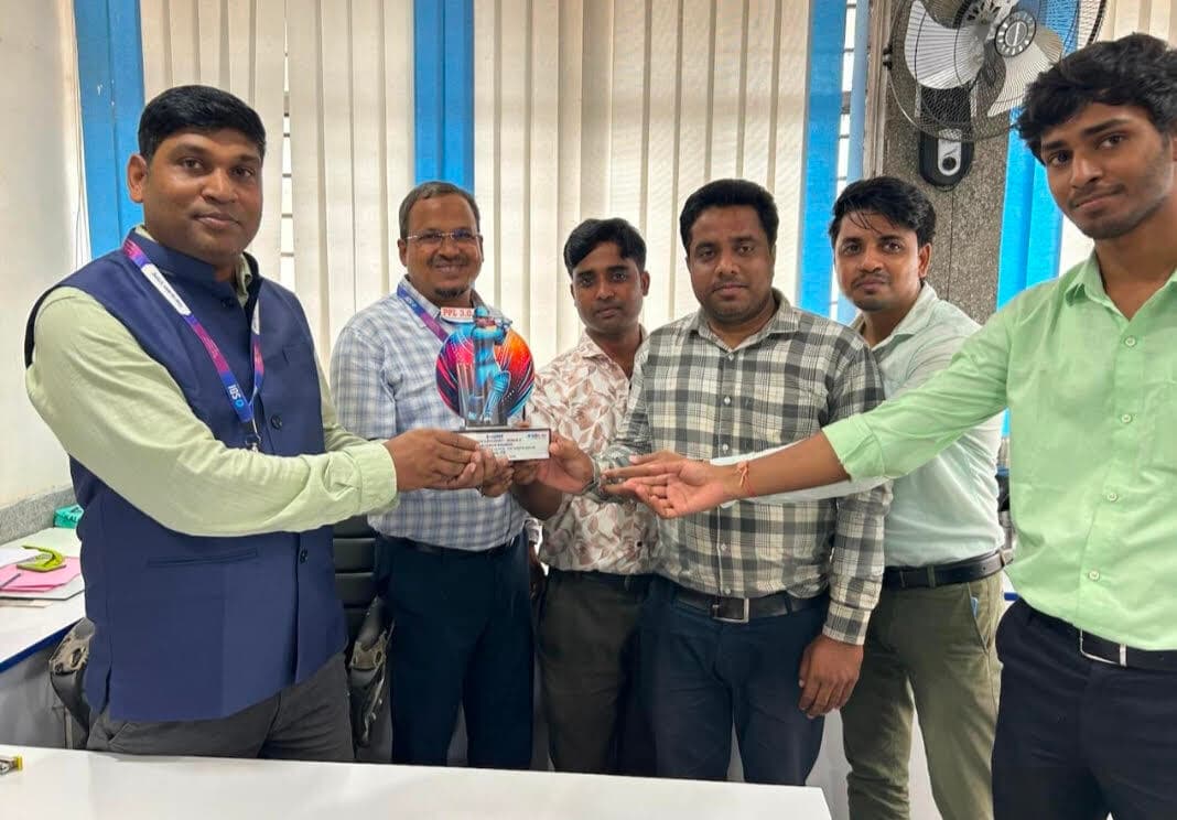 ब्रांच मैनेजर सुबोध कुमार को मिला सम्मान