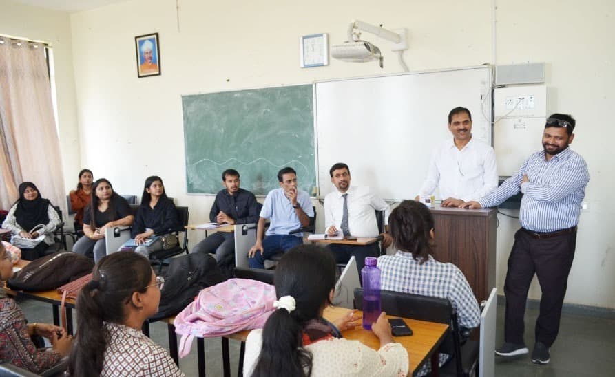 20 छात्रों का वास्तु विहार बायोटेक प्राइवेट लिमिटेड में कैंपस प्लेसमेंट