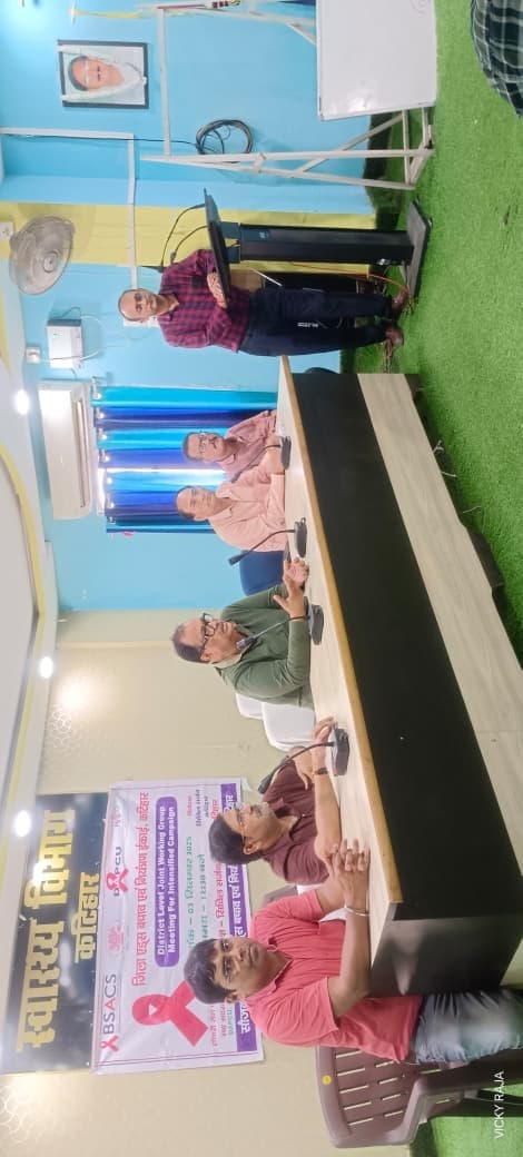 एचआईवी-एड्स व स्वैच्छिक रक्तदान को किया जा रहा प्रचार