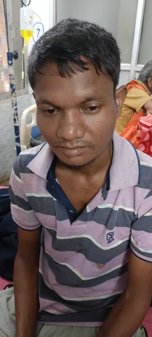 जंगली हाथी के हमले में एक घायल