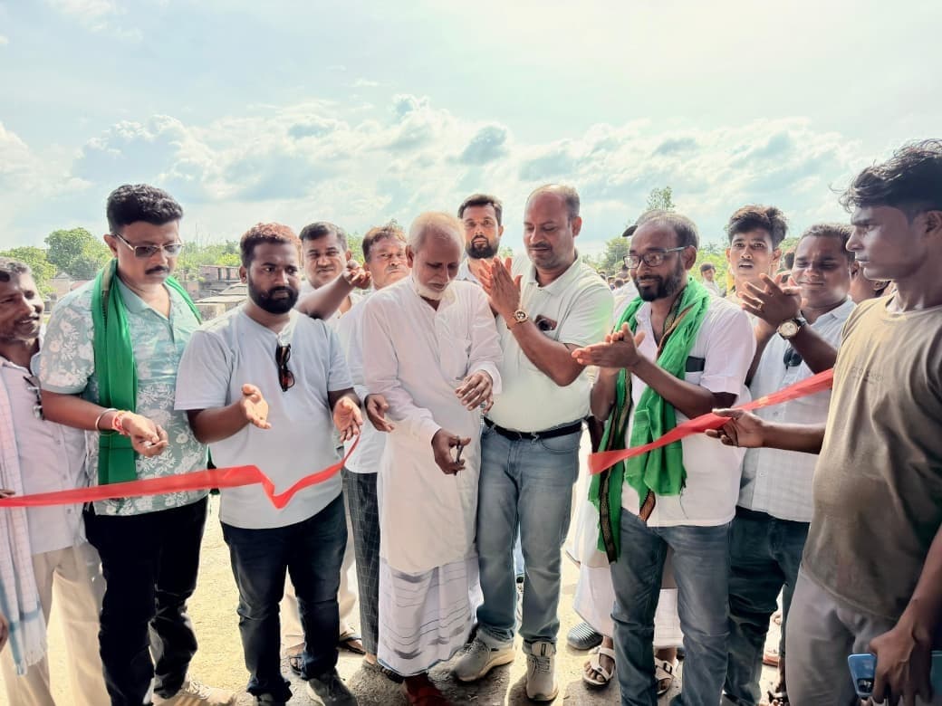 बेगमगंज में नौका दौड़ प्रतियोगिता में मेसर टीम अव्व