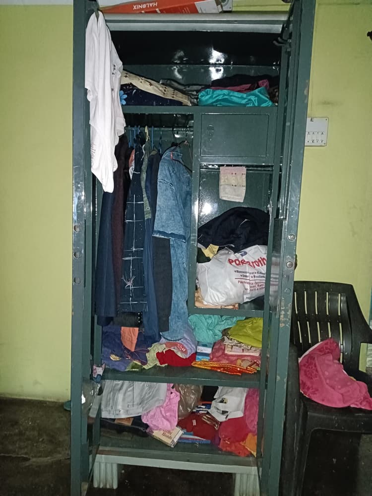 Bokaro News : संडे बाजार में बंद आवास से चोरी
