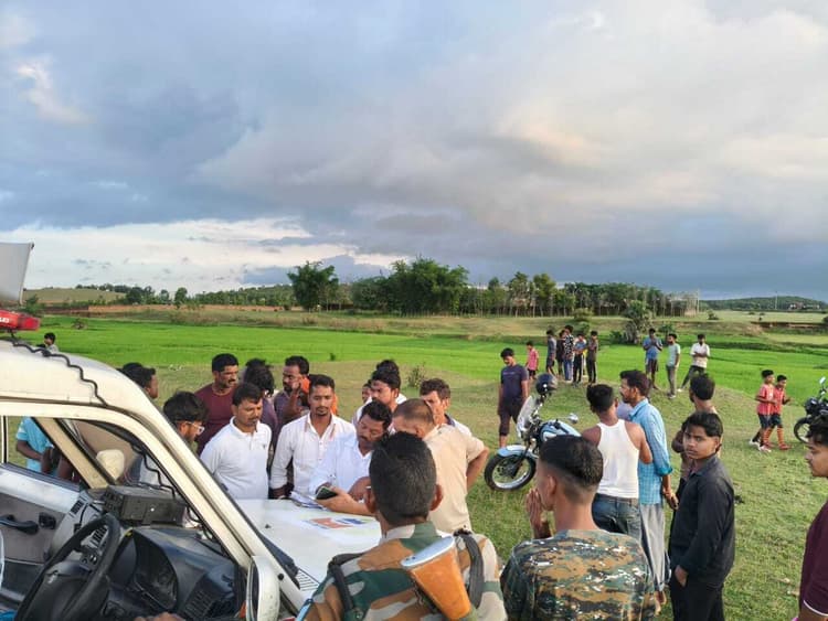 Giridih News: पांच दिनों से लापता महिला का खेत में मिला शव