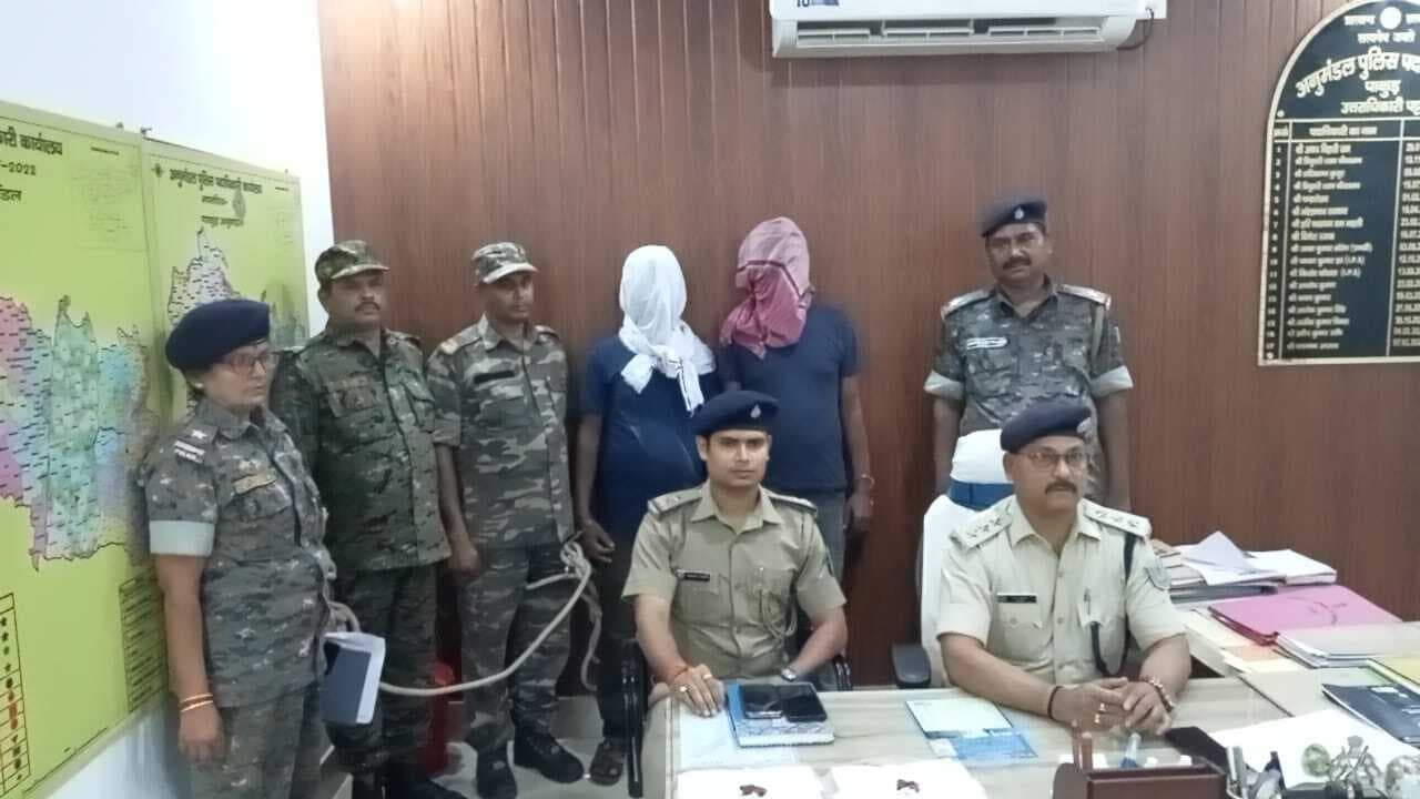 सवा लाख की लॉटरी के साथ दो कारोबारी गिरफ्तार