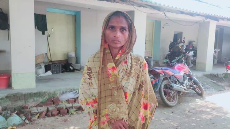 देवर ने महिला को घर में घुसकर पीटा, शिकायत