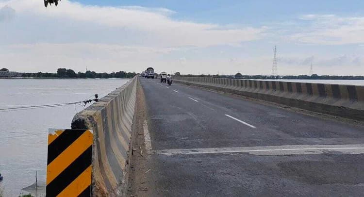 पूर्णिया के युवक ने कोसी सड़क पुल से नदी में लगायी छलांग, लापता