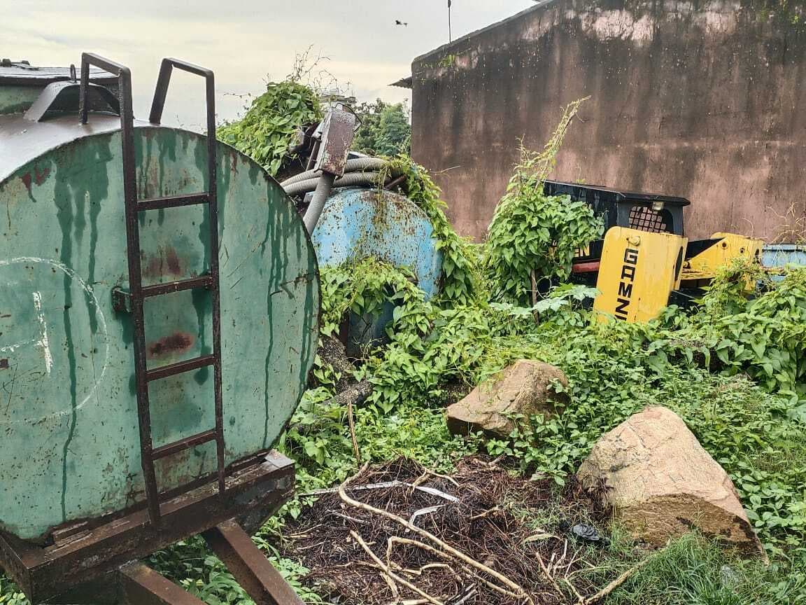 Deoghar news : नगर परिषद : रखरखाव के अभाव में करोड़ों की मशीनें हो रहीं बर्बाद