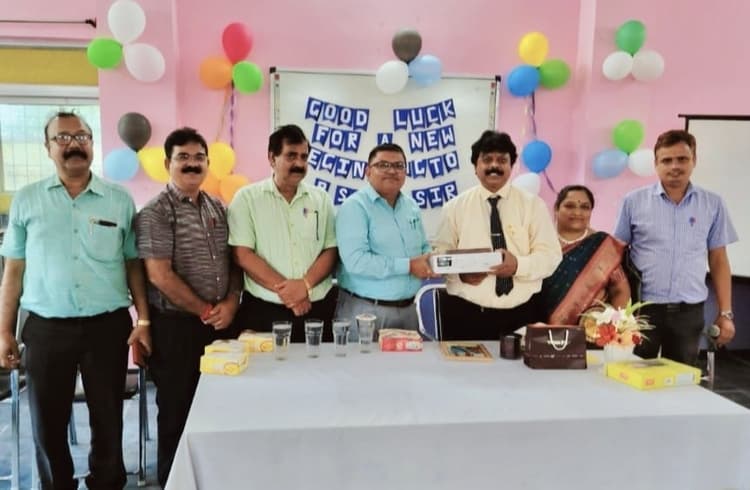 Bokaro News : डीएवी ललपनिया के वरीय शिक्षक बी साहू को दी गयी विदाई