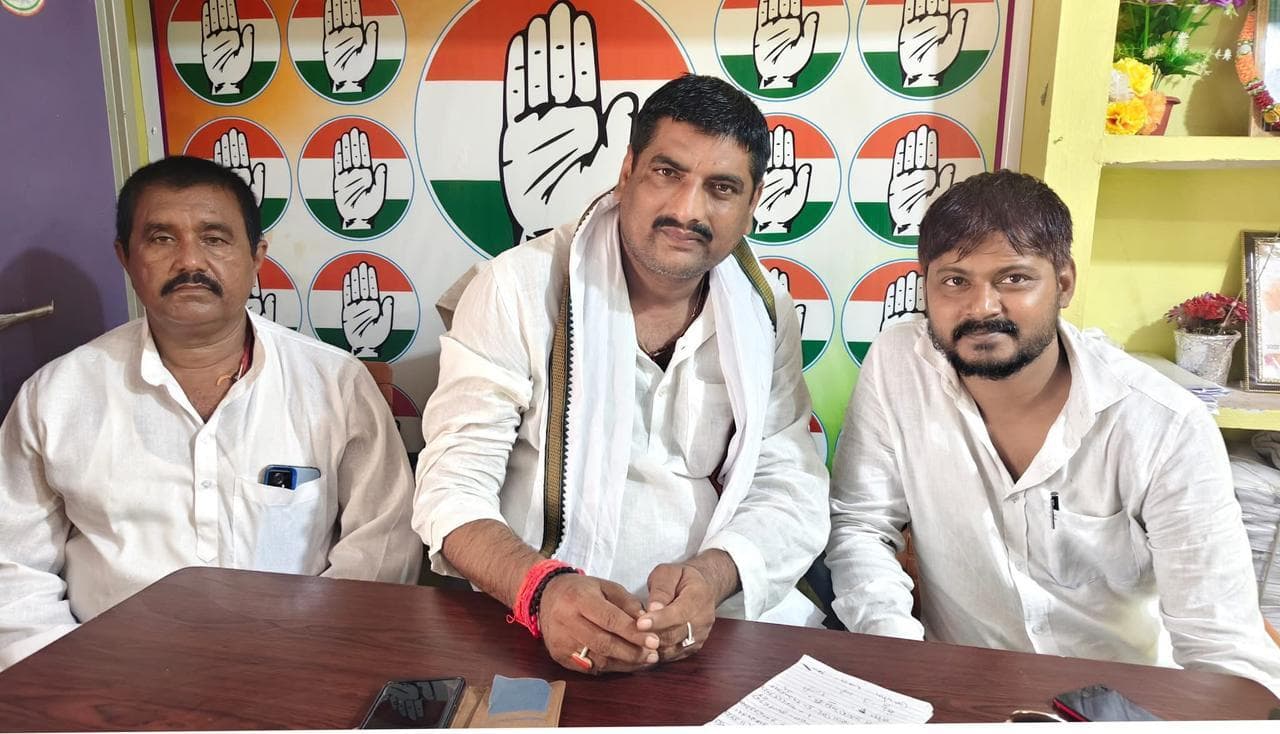 सड़क जाम का एफआिआर करना गैर जिम्मेदराना, प्राथमिकी रद्द नहीं हुआ तो फिर होगा चक्का जाम: कांग्रेस जिलाध्यक्ष