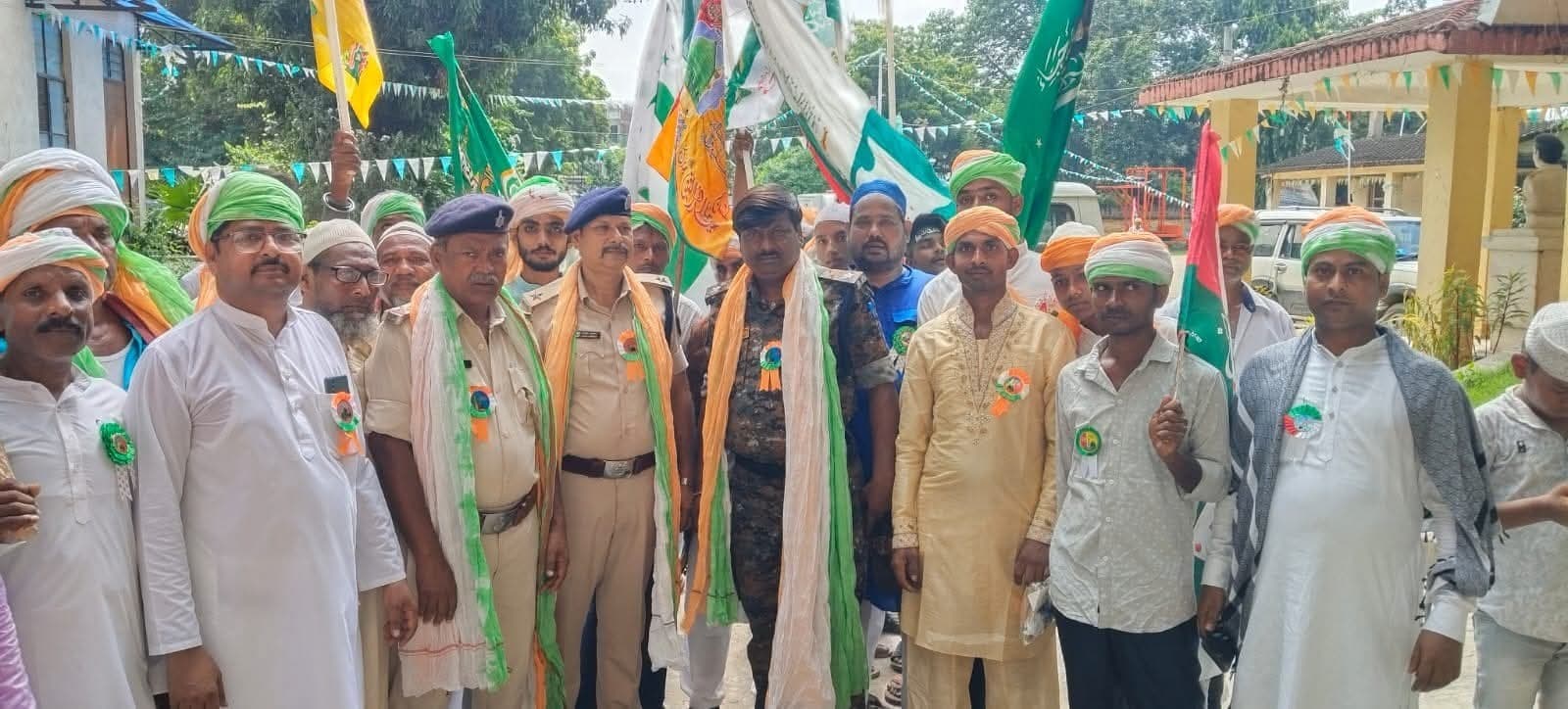 बारा रबीउल अव्वल का निकाला गया जुलूस