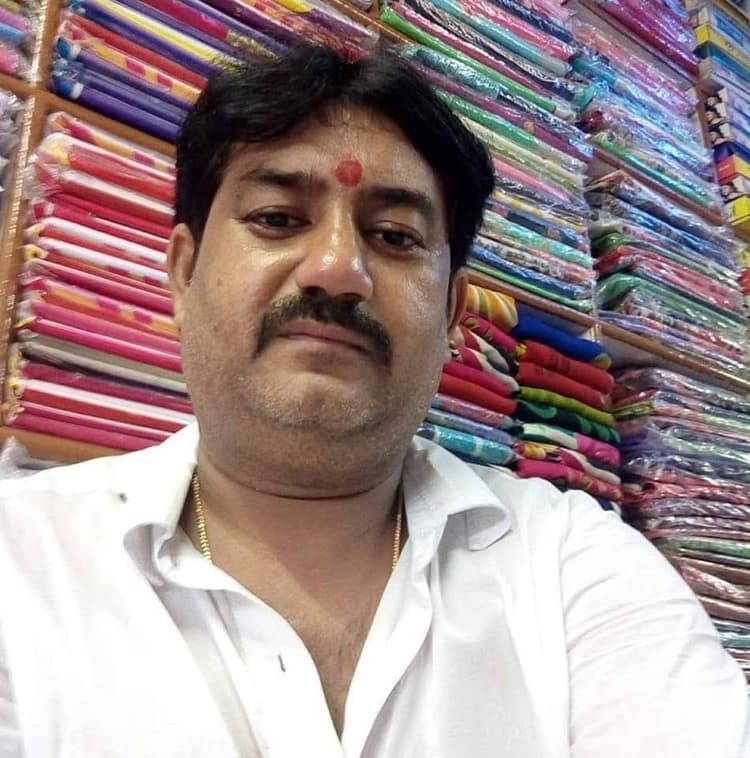 Bokaro News : पत्नी के निधन से अवसाद में था व्यवसायी, फांसी लगाकर की आत्महत्या