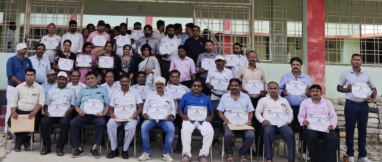 शिक्षकों का पांच दिवसीय आवासीय प्रशिक्षण सर्टिफिकेट वितरण के साथ संपन्न