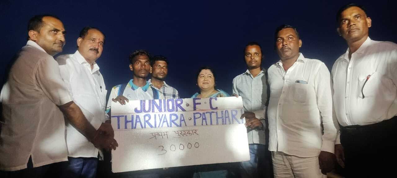 जगदीशपुर इलेवन ब्रदर्स की टीम बनी चैंपियन