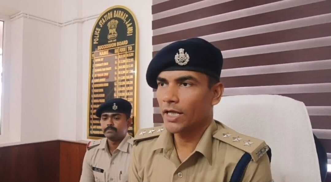 पुलिस टीम पर हमला मामले में 13 नामजद अभियुक्त गिरफ्तार, 20 नामजद व 25 अज्ञात पर प्राथमिकी