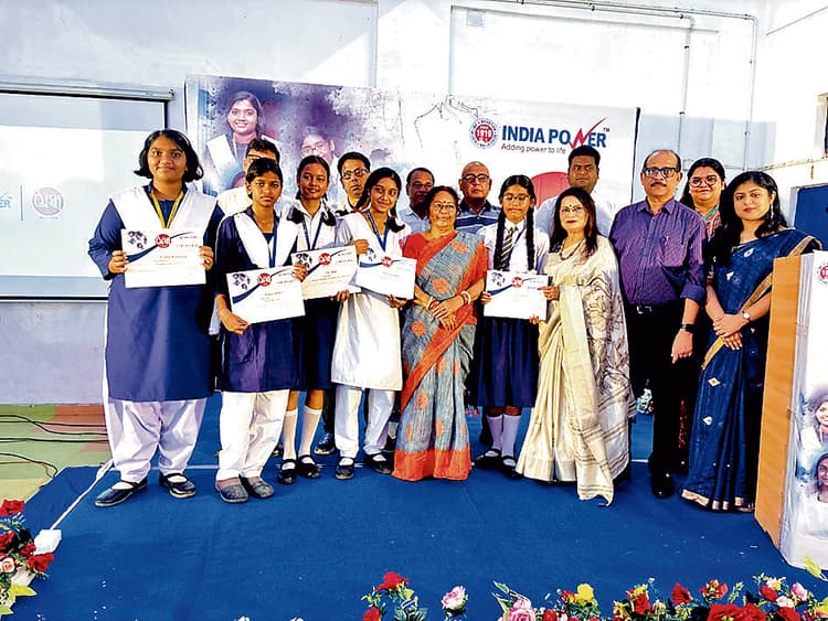 पांच छात्राओं को आइपीसीएल की मेधा छात्रवृत्ति