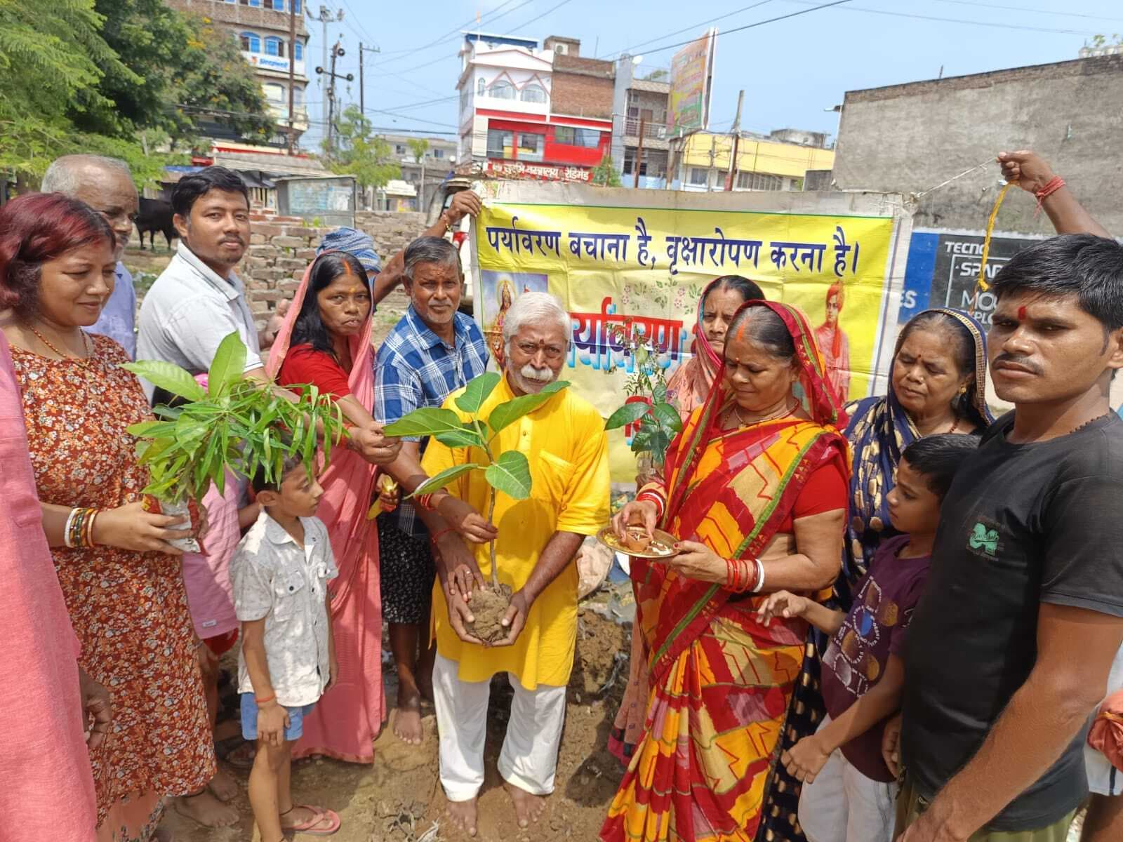 ग्लोबल वार्मिंग से बचने के लिए 10 पौधे लगाने की अपील