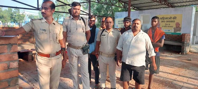 सड़क हादसे में जख्मी बाइक सवार की मौत