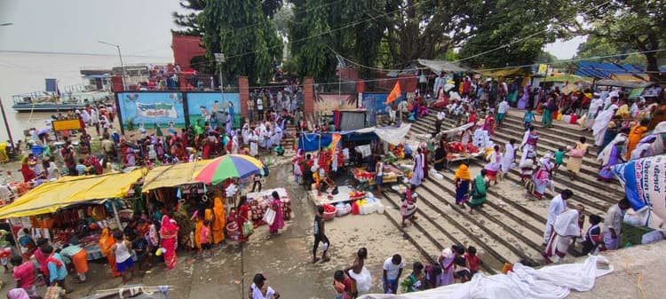 भादो पूर्णिमा हजारों श्रद्धालुओं ने लगायी आस्था की डुबकी