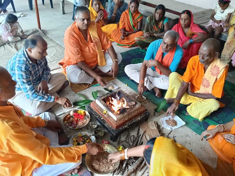 Giridih News: भादो पूर्णिमा सह माताजी महाप्रयाण दिवस पर विविध कार्यक्रम