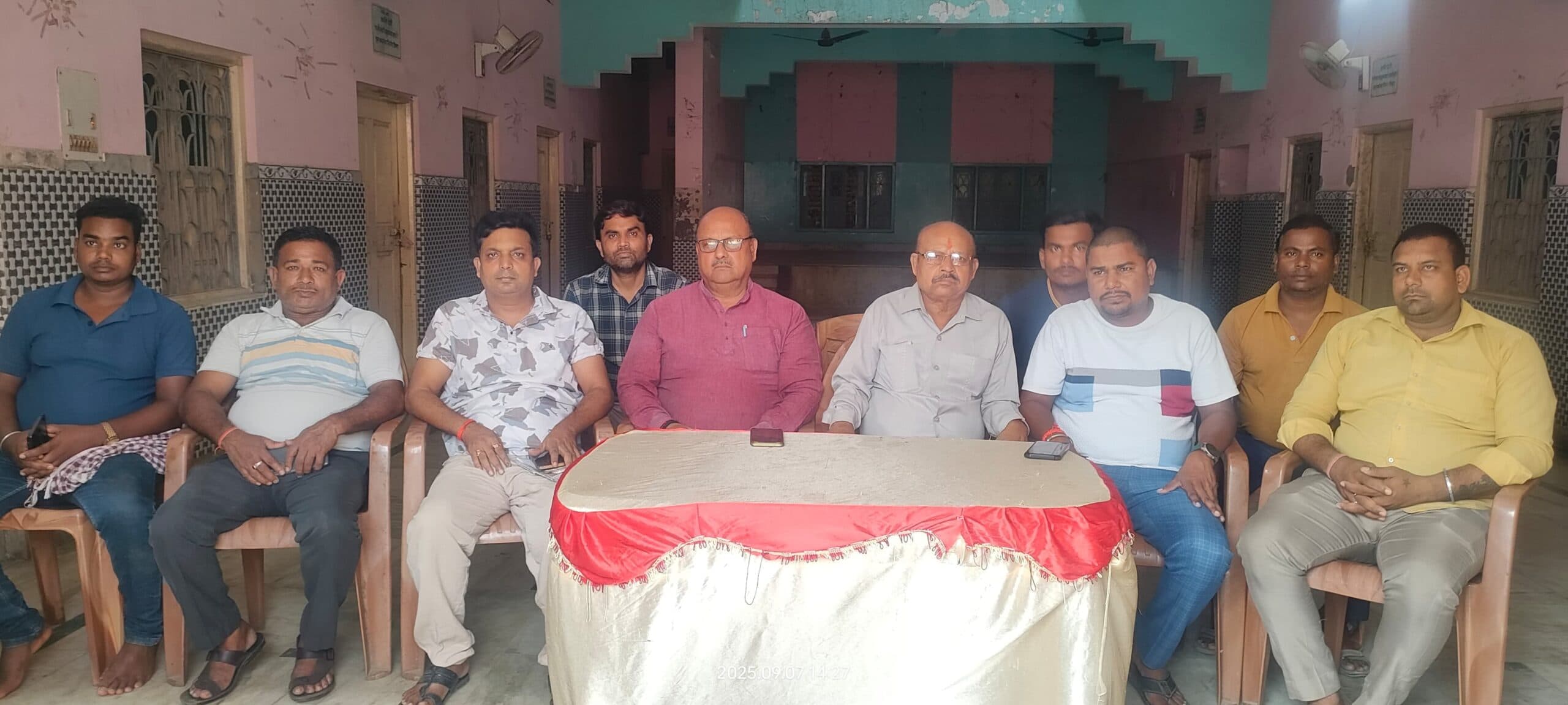 Giridih News :भोले-भाले लोगों को बरगला रही है माले : भाजपा मंडल अध्यक्ष