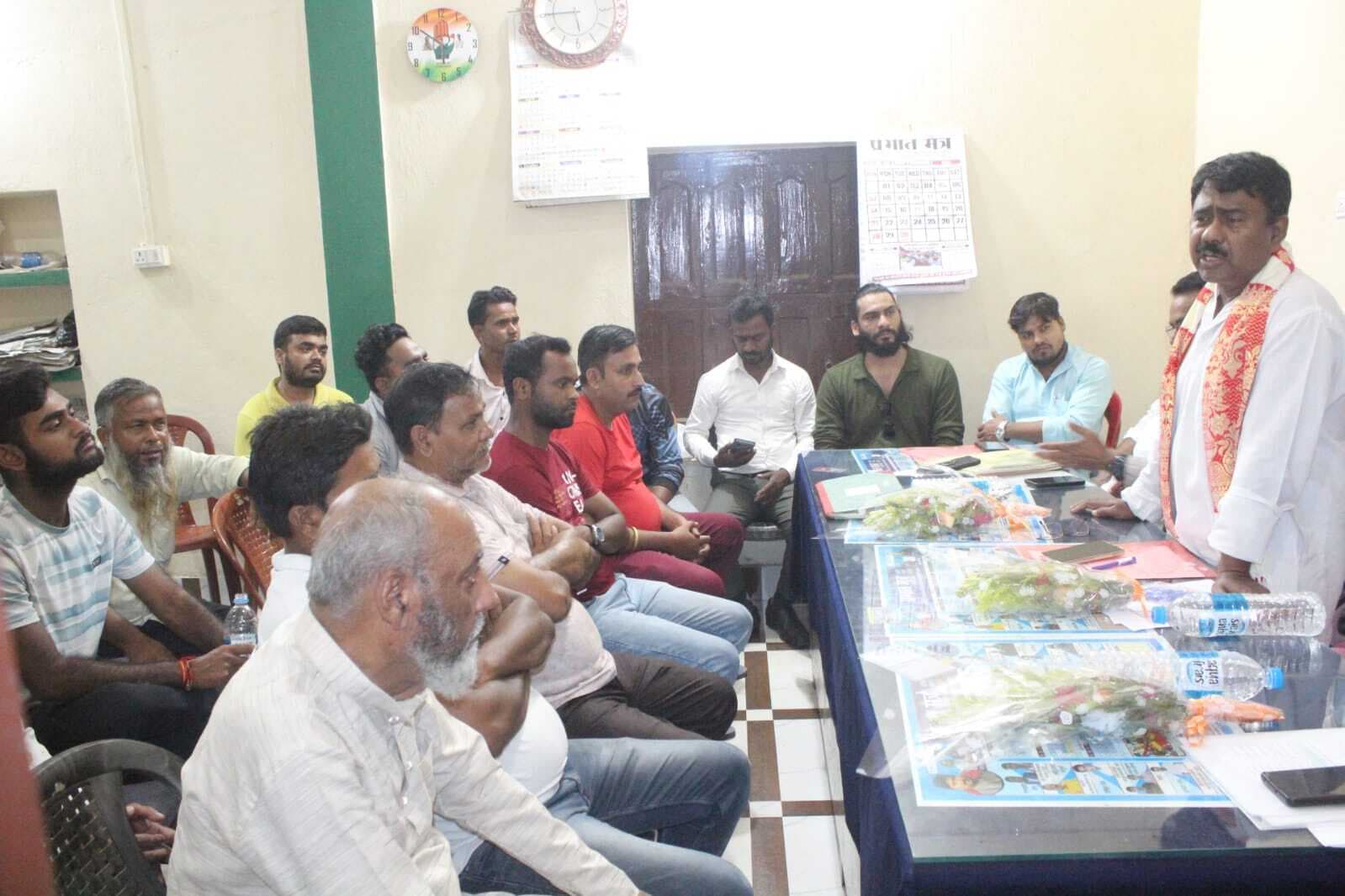 पाकुड़ में कांग्रेस संगठन सृजन अभियान की समीक्षा बैठक