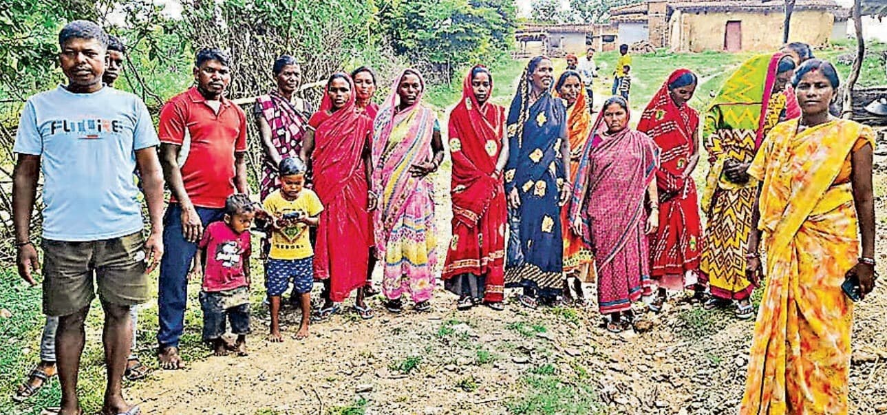 Giridih News: खेतों में नहीं है डीप बोरिंग, किसानों को होती है परेशानी