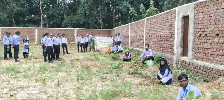 Giridih News: जीडी बगेड़िया शिक्षक प्रशिक्षण महाविद्यालय में पौधरोपण